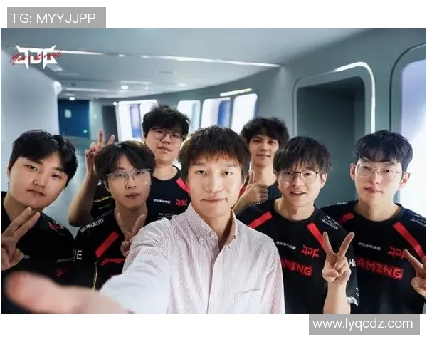 JDG在S15电竞总决赛DOTA2中团队协作表现创新高引发热议